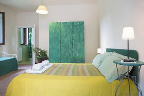 Borgo Sorbatti Country House