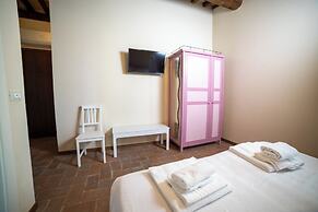 Borgo Sorbatti Country House