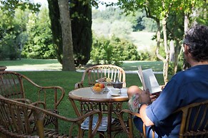 Borgo Sorbatti Country House