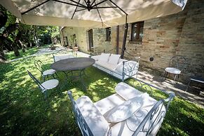 Borgo Sorbatti Country House