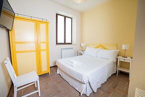 Borgo Sorbatti Country House