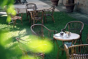 Borgo Sorbatti Country House