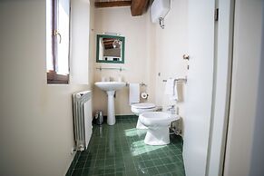 Borgo Sorbatti Country House