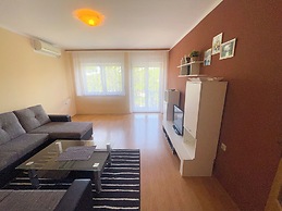 Apartment Combaj 2