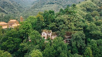 Liuchunwu Resort in Tianmu Mountain
