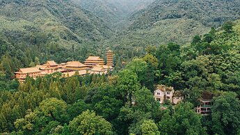 Liuchunwu Resort in Tianmu Mountain