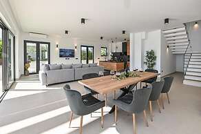 Luxury villas Paradise