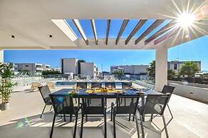 Luxury villas Paradise