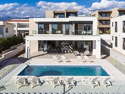 Luxury villas Paradise