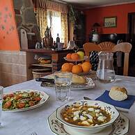 Casa Rural Bilbao Caserio Gondra