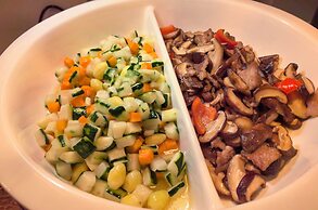 Lijiang Moon Hotel - Guilin