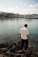 Salt Suites Paros