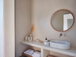 Salt Suites Paros