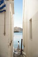 Salt Suites Paros