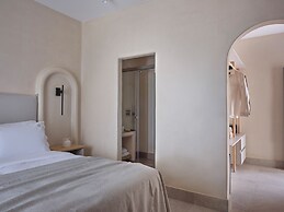 Salt Suites Paros