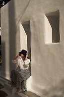 Salt Suites Paros