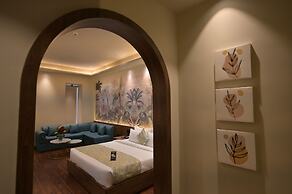 Clarks Safari Haridwar