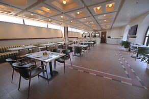 Clarks Safari Haridwar