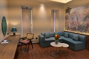 Clarks Safari Haridwar