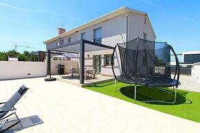 Elegant Villa With Private Pool in Bale