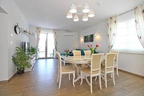 Elegant Villa With Private Pool in Bale