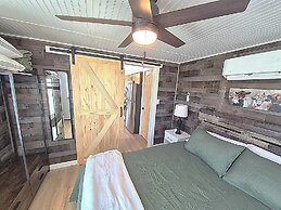 Redbud Tiny Home Resort