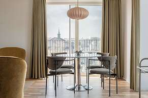 Clover House by Daniel&Jacob's