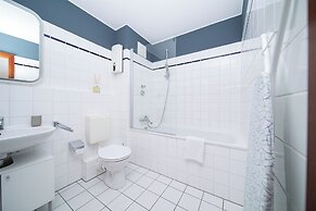 Favorite Stays - Neuss Furth