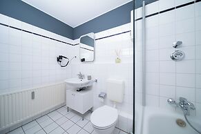 Favorite Stays - Neuss Furth