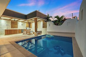 3 min to the Beach Private Pool Villa