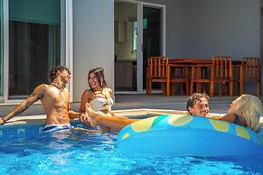3 min to the Beach Private Pool Villa