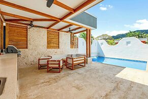 3 min to the Beach Private Pool Villa