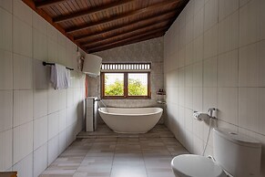 Cove Villa Banjar Segara