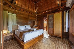 Cove Villa Banjar Segara