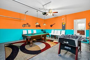 4736 Family Home Near Disney Sea World