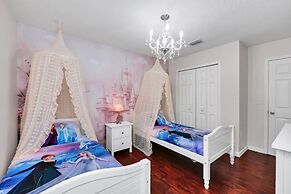 4736 Family Home Near Disney Sea World
