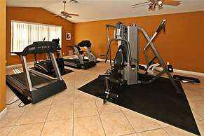 4736 Family Home Near Disney Sea World