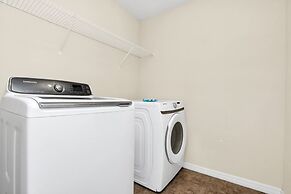 4736 Family Home Near Disney Sea World