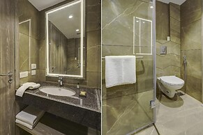 Sunday Hotel Vadodara