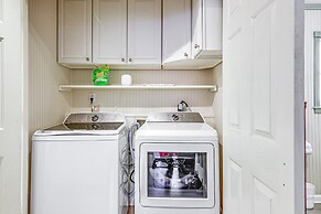 Spacious Memphis Retreat: 5 Mi to Downtown Beats!