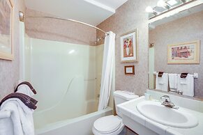 Views + Trail Access: Scenic Montana Ranch Retreat