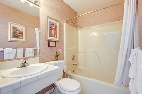 Views + Trail Access: Scenic Montana Ranch Retreat