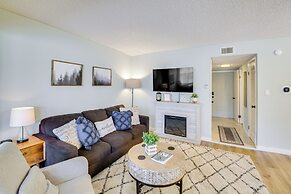 Walk to Lake & Pool: Hot Springs Village Getaway