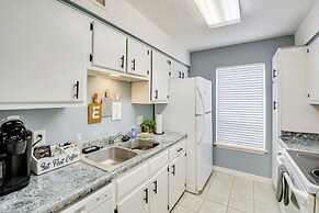 Walk to Lake & Pool: Hot Springs Village Getaway