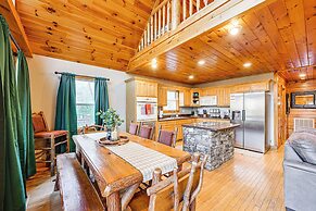 Tree-lined Cabin w/ Hot Tub & Deck in Bryson City
