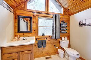 Tree-lined Cabin w/ Hot Tub & Deck in Bryson City