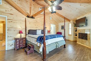 Fire Pit, Views: Lakefront Toledo Bend Retreat!