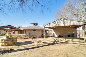 Fire Pit, Views: Lakefront Toledo Bend Retreat!