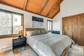 Walk to Ski Slopes: Wintergreen Resort Treehouse