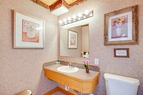 Spacious Yellowstone River Retreat w/ Trails!